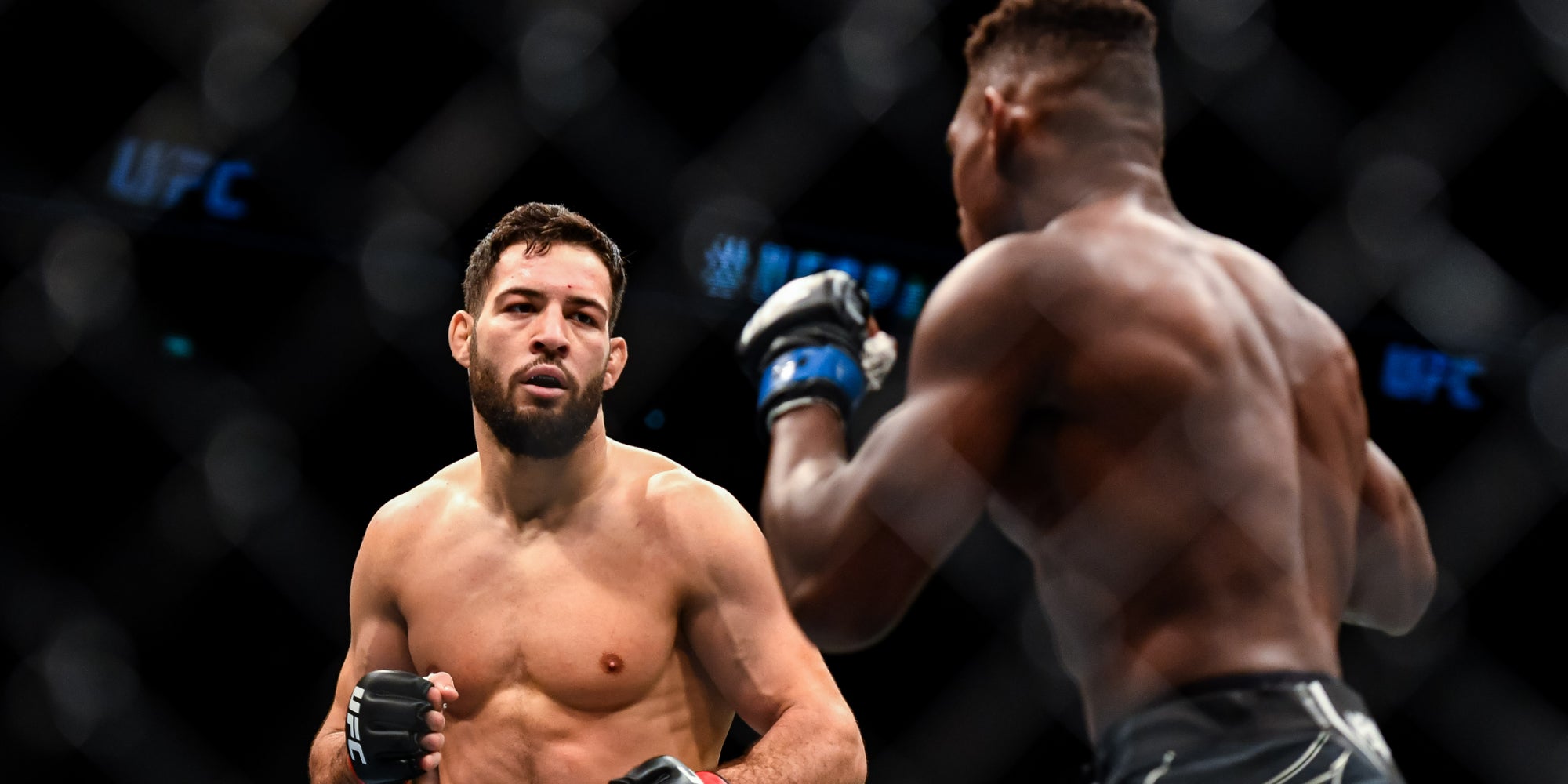 Nassourdine Imavov lors de son combat face à Joaquin Buckley à l'occasion de l'UFC Paris, le 3 septembre 2022 à l'Accor Arena (Paris).
