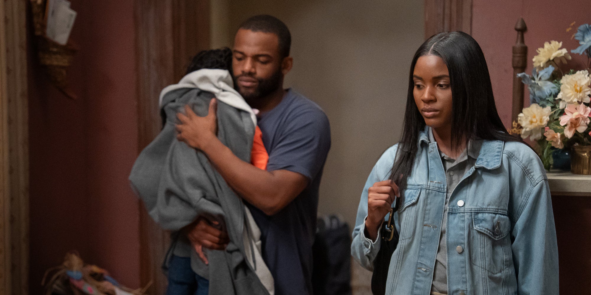 Jay Reeves et Naomi Baker dans "À vie".