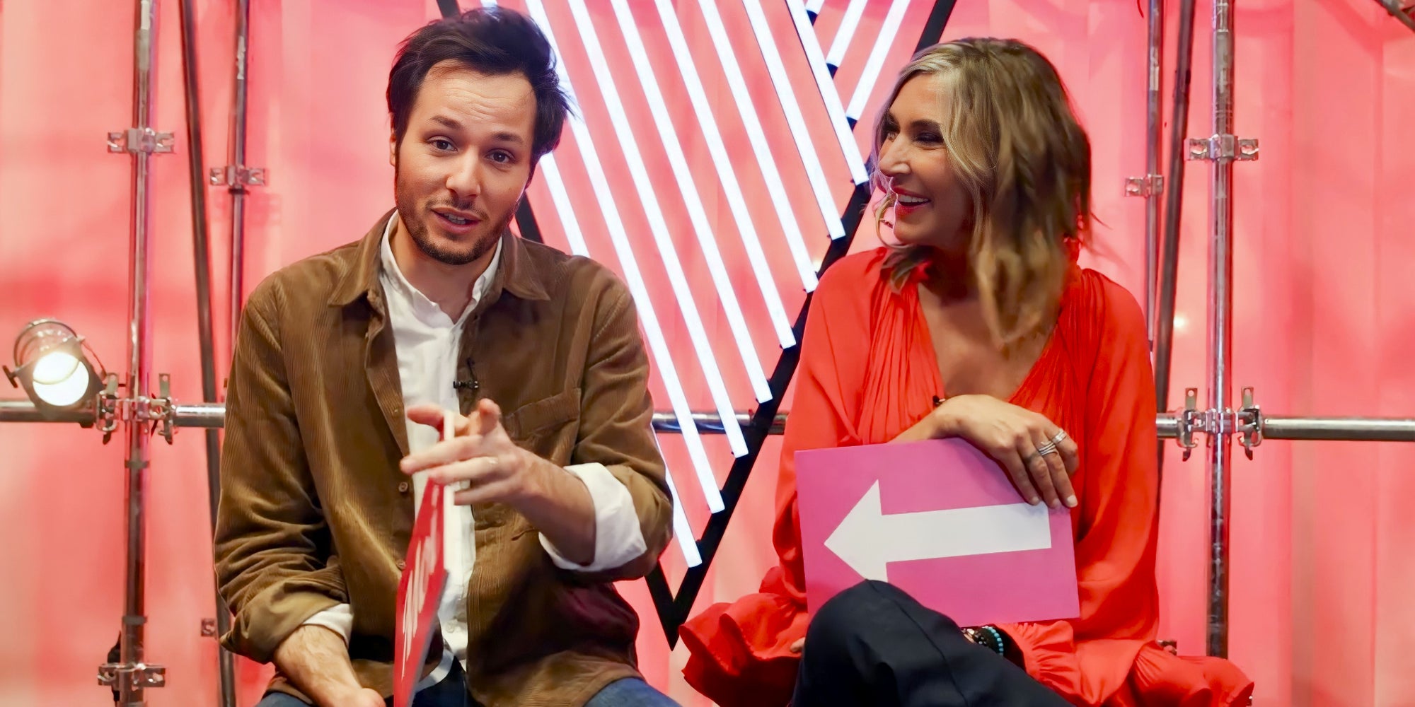 Vianney a fait appel à Zazie, avec qui il était coach de l'émission "The Voice", pour enregistrer le titre "Comment on fait".