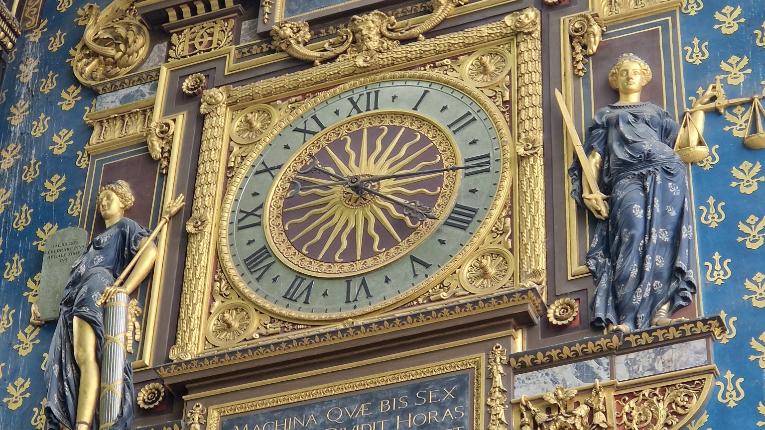 Jusqu'au zoom x10 et un peu au-delà, le téléobjectif du Galaxy S22+ tient très bien la route