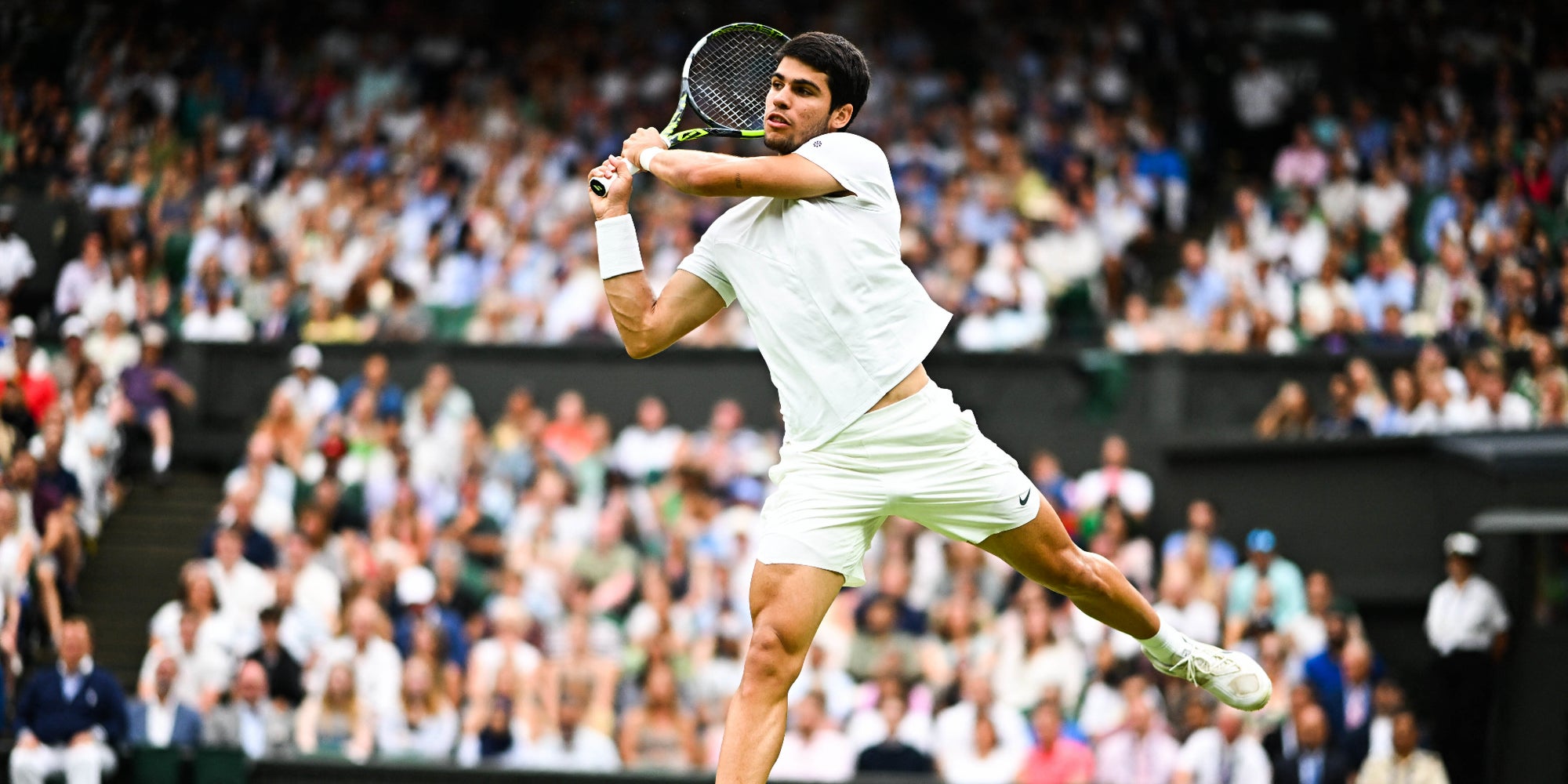 Carlos Alcaraz lors du 3e tour du tournoi de Wimbledon, le 8 juillet 2023 au All England Lawn Tennis and Croquet Club (Londres).