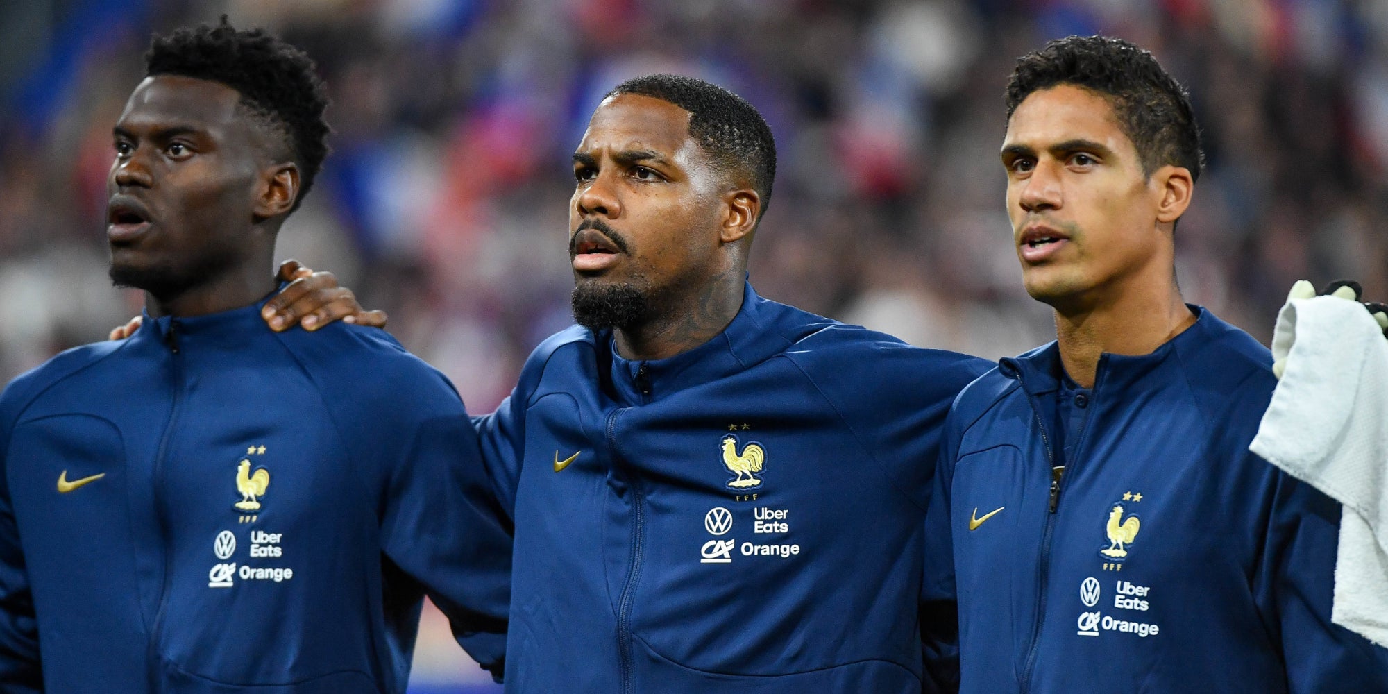 Mike Maignan, Raphael Varane et Benoit Badiashile lors du match France - Autriche pendant la Ligue des Nations, le 22 septembre 2022 à Paris, France