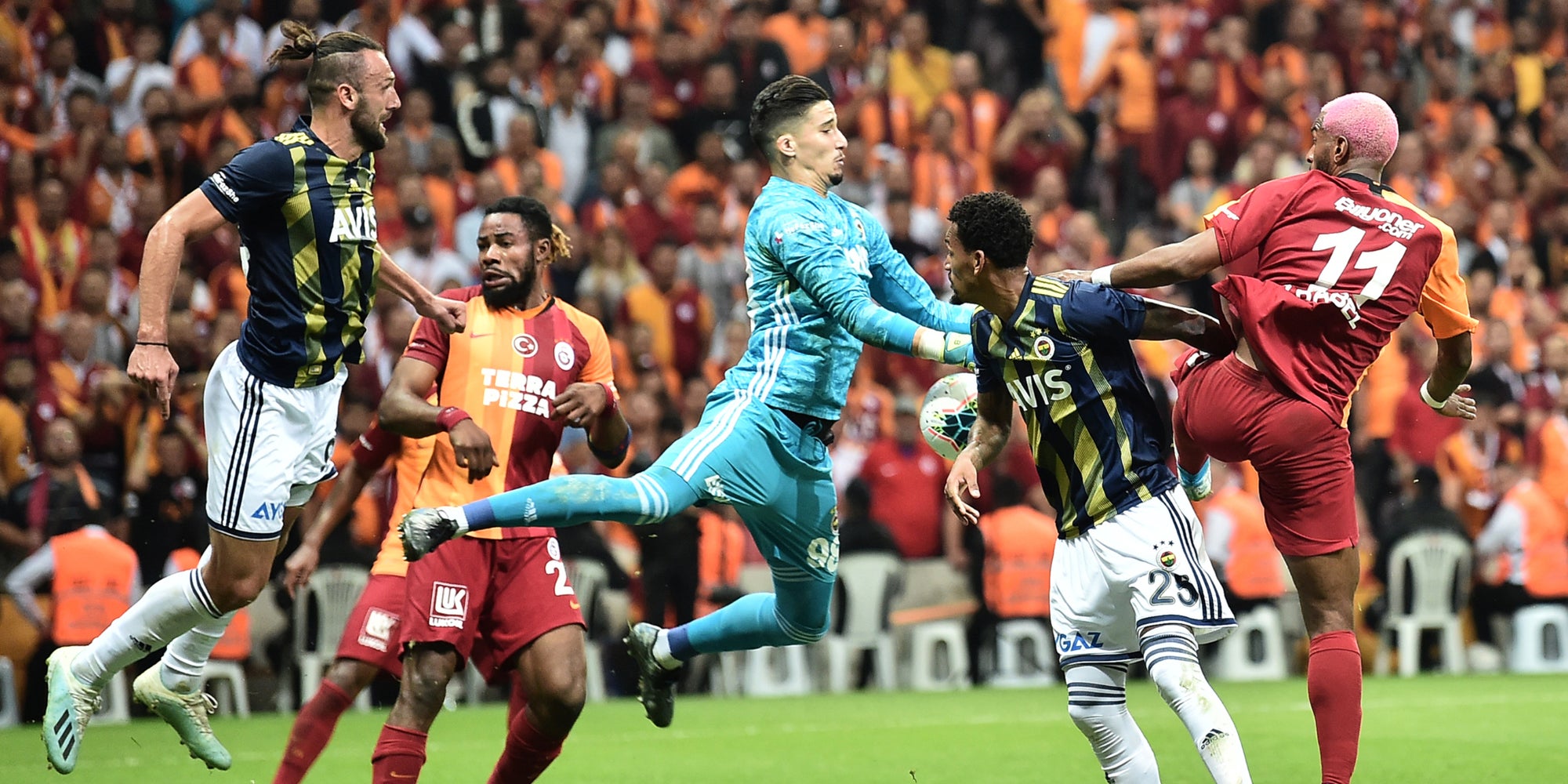Galatasaray a affronté Fernerbahçe le samedi 28 septembre 2019, pour l'un des nombreux derbies d'Istanbul.