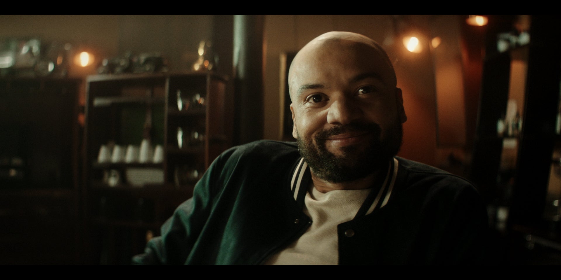 Fabrice Éboué est sur Amazon Prime Video avec son dernier spectacle, Plus Rien à Perdre