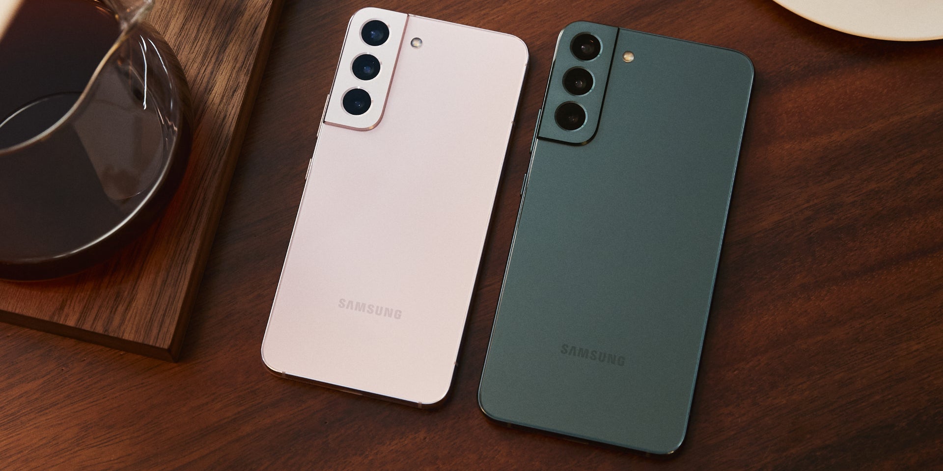 La série Samsung Galaxy S22 est disponible en précommande chez SFR