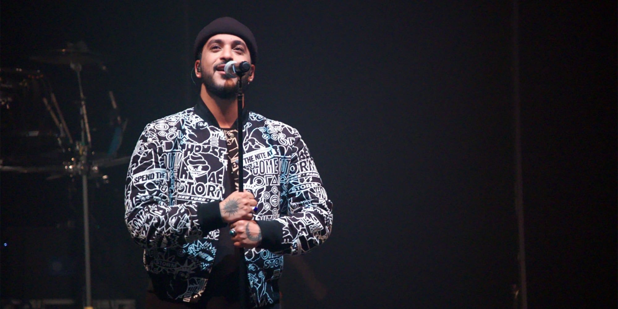 Slimane lors de son concert à l'Olympia