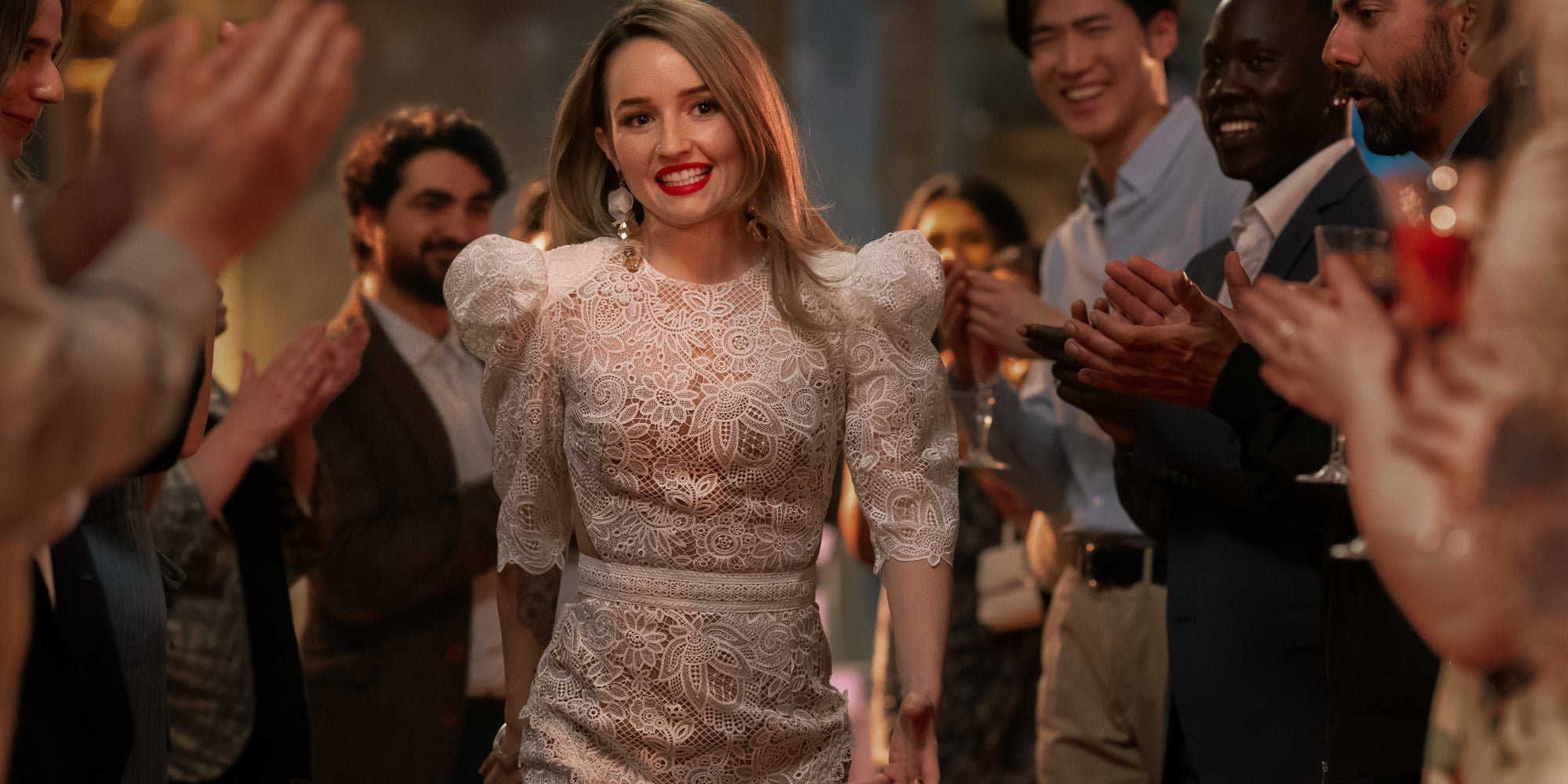 ''Apple Cider Vinegar'' nous plonge dans les incroyables mensonges de Belle Gibson.