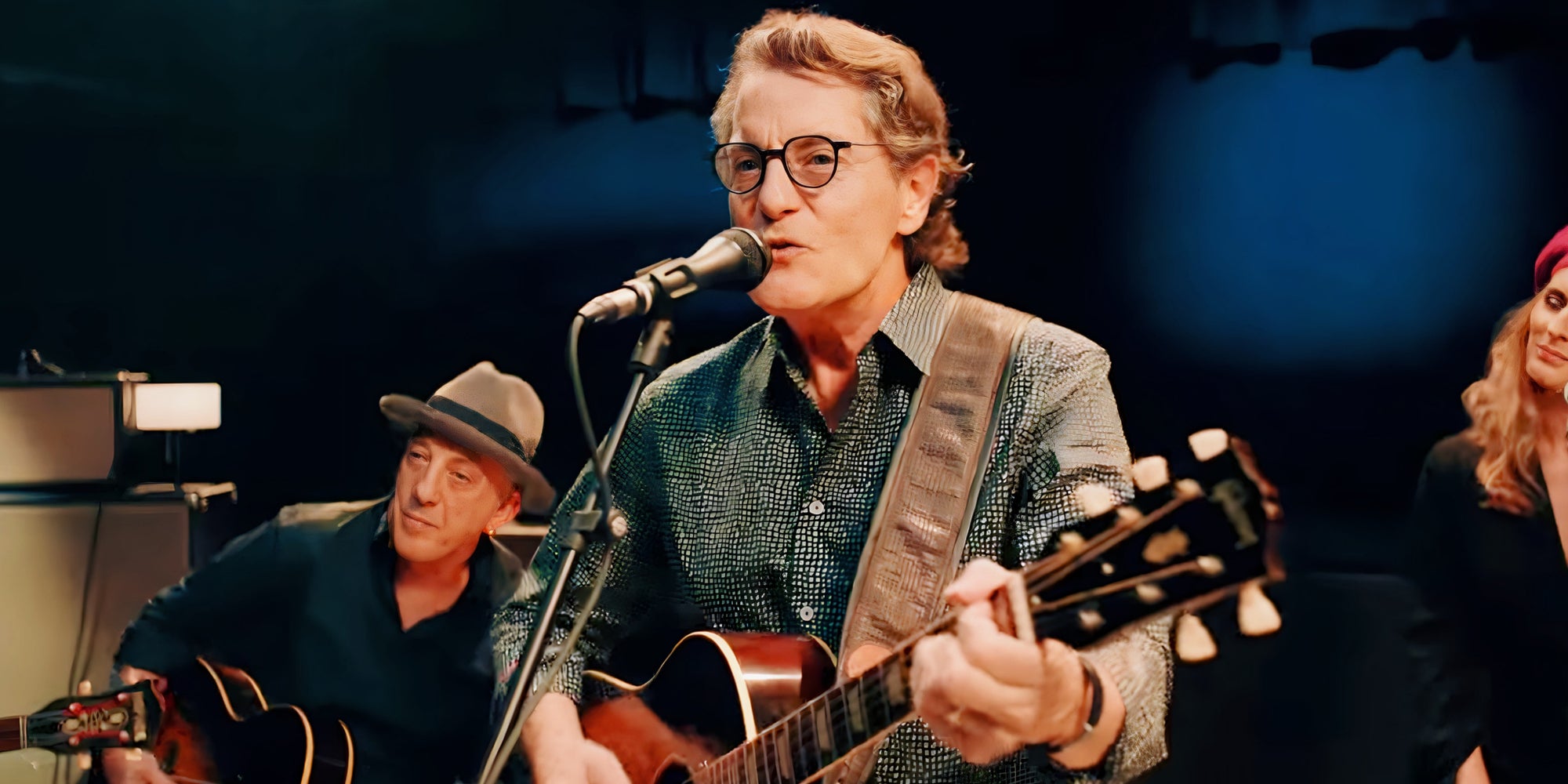 Francis Cabrel, de retour avec "Un morceau de Sicre", son nouveau single.