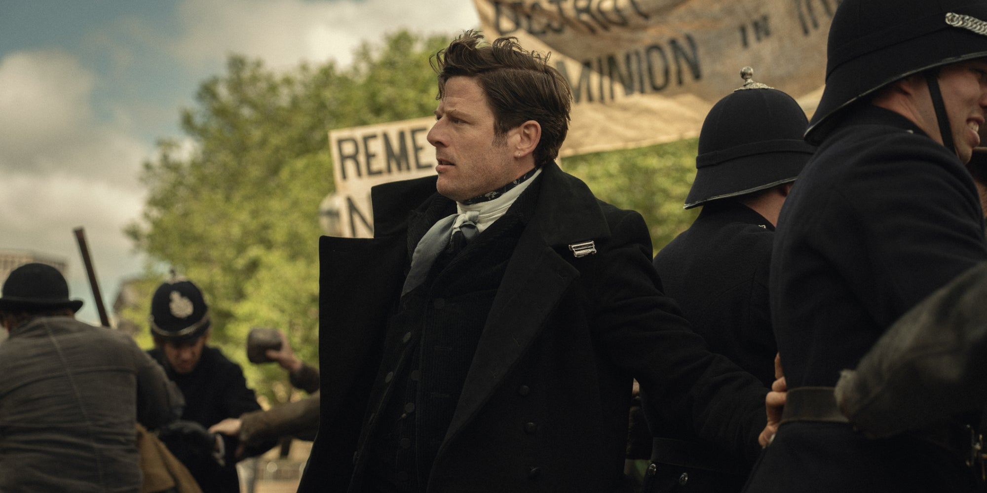 James Norton dans la série ''House of Guinness'', à voir sur Netflix.