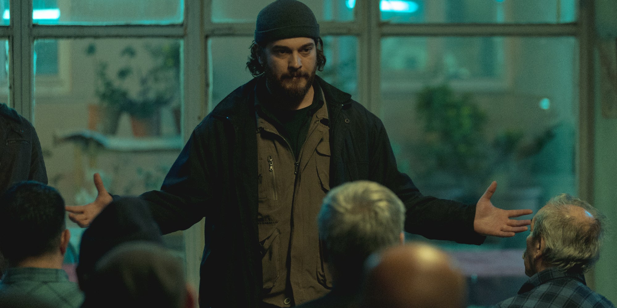 Après "Le Tailleur", l'acteur Çağatay Ulusoy reviendra-t-il pour une saison 2 de "Kübra" sur Netflix ? 