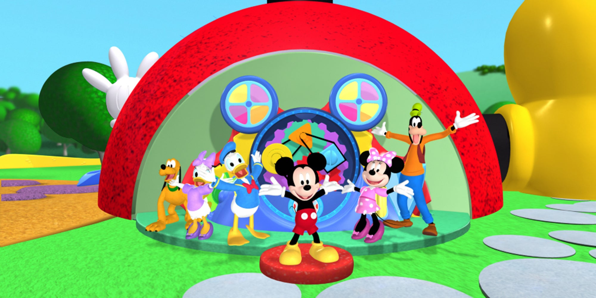 Mickey, l'âne Trotro, Caillou et pleins d'autres héros accompagnent vos enfants dans leur enfance.