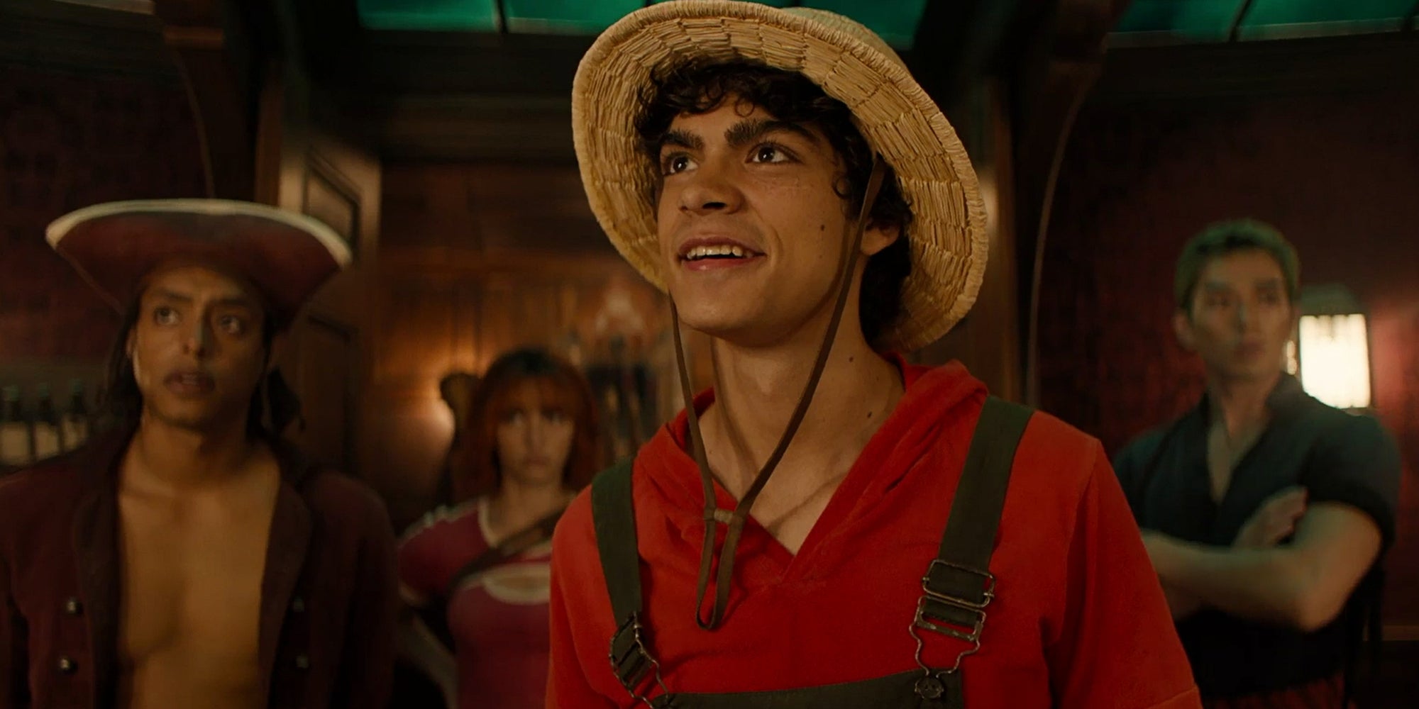 Jacob Romero Gibson (Usopp), Emily Rudd (Nami), Iñaki Godoy (Monkey D. Luffy) et Mackenyu Arata (Roronoa Zoro) dans la saison 1 de ''One Piece''.