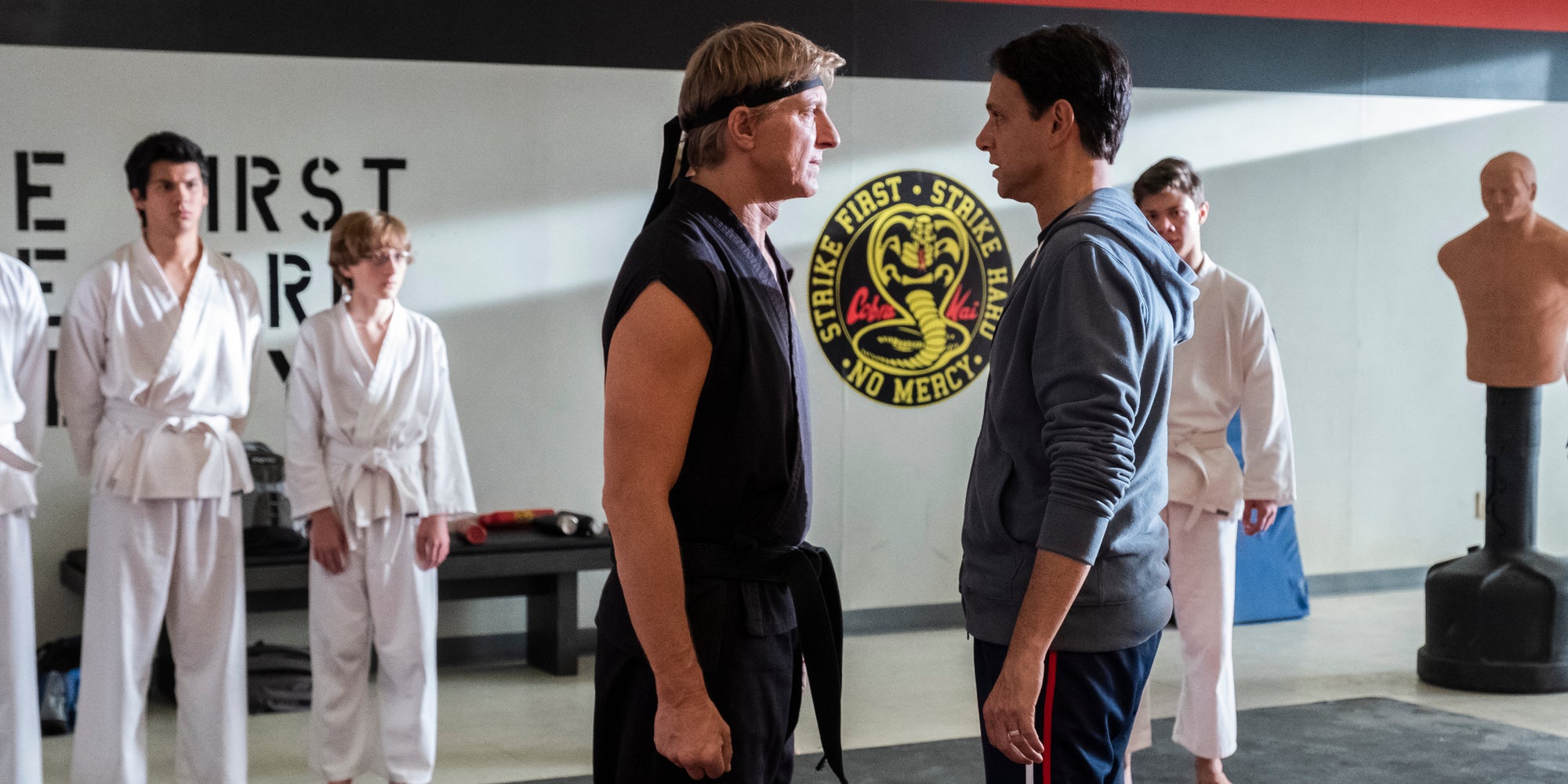 Billy Zabka, alias Johnny Lawrence, et Ralph Macchio alias Daniel LaRusso, de retour en face à face dans "Cobra Kai".