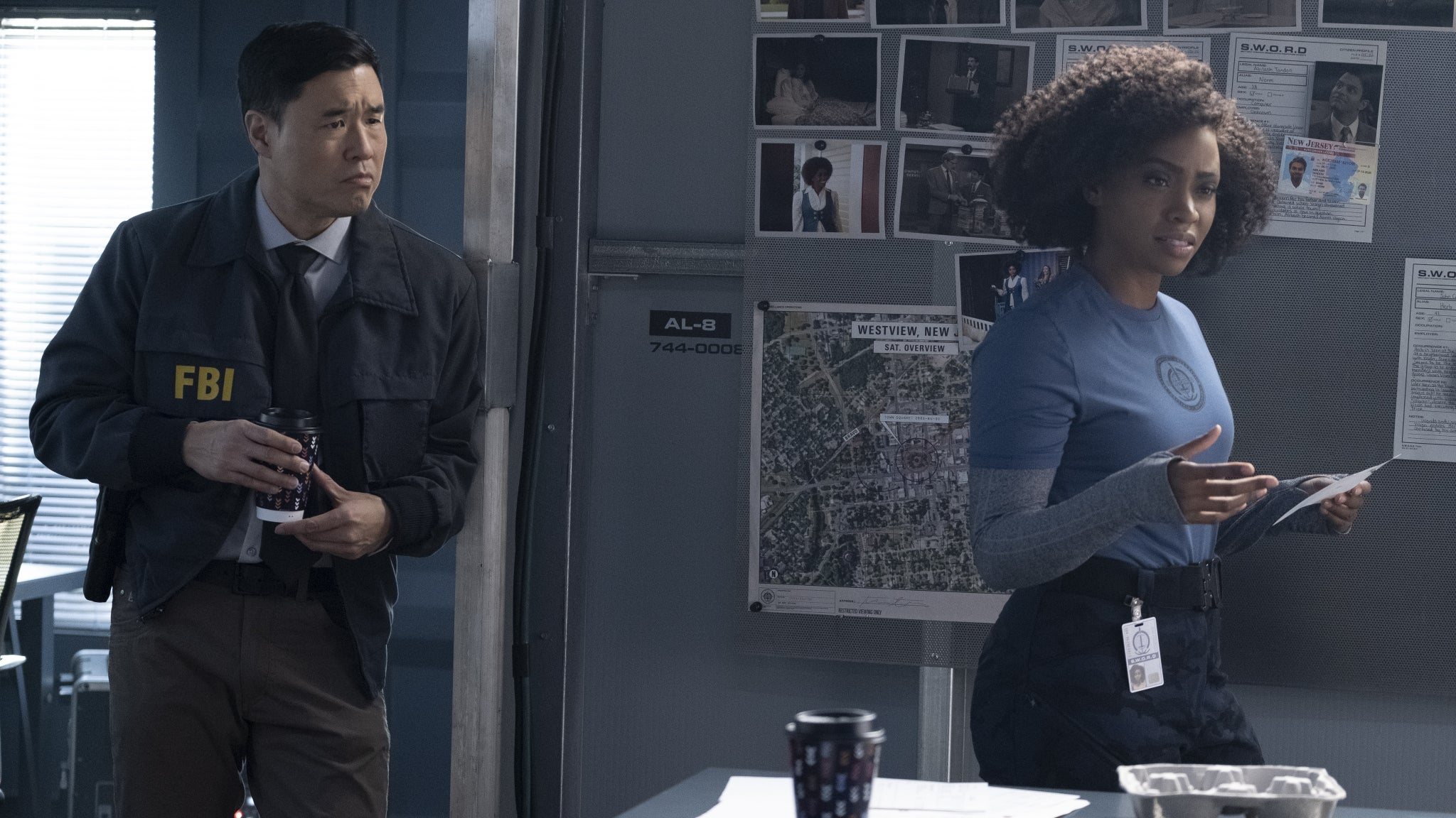 Who is le témoin que cherche Jimmy Who ? 