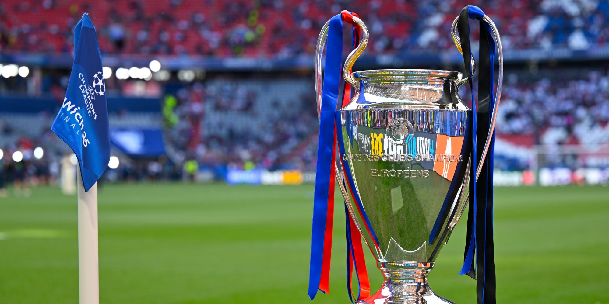 Le trophée de la Ligue des Champions, capturé le 31 mai dernier avant la finale entre le Paris Saint-Germain et l'Inter Milan, à l'Allianz Arena de Munich.