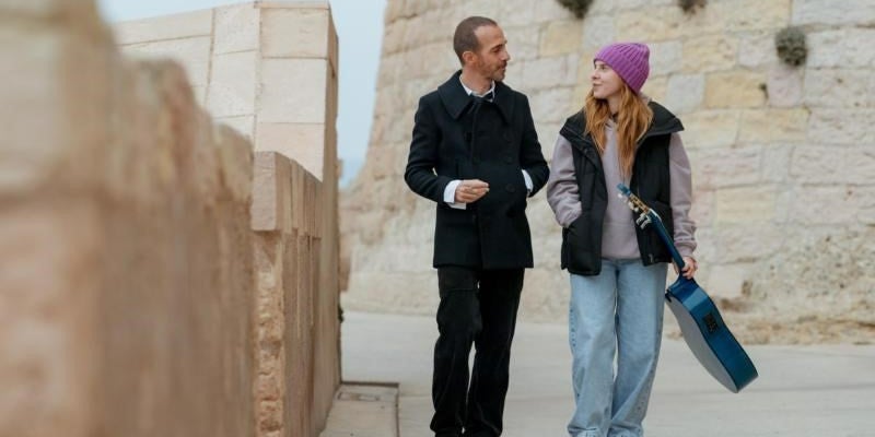 Calogero et Charlie Loiselier dans le téléfilm ''Respire", diffusé ce mardi 12 septembre sur M6. 