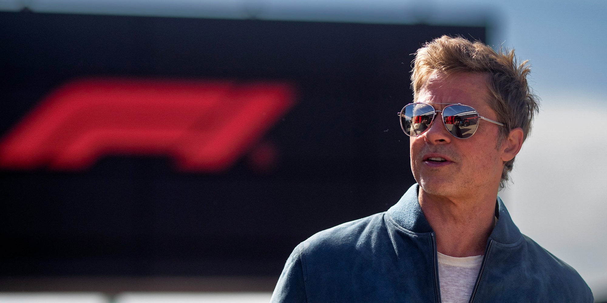 L'acteur américain Brad Pitt, déjà présent sur le circuit de Silverstone (Royaume-Uni) le 6 juillet 2023, pour tourner son prochain film sur la Formule 1.