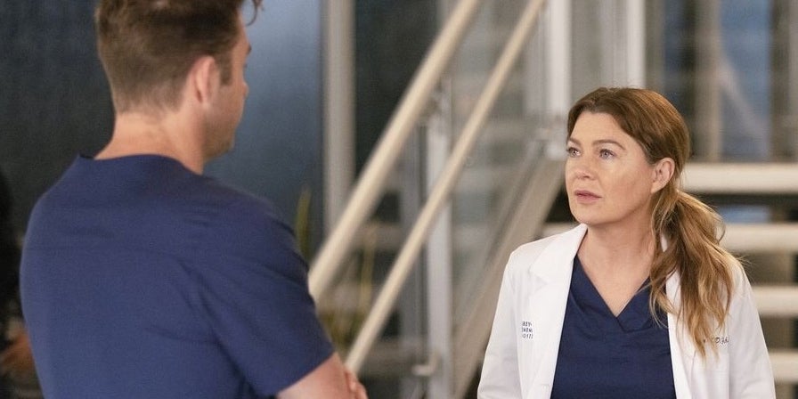 Meredith Grey (Ellen Pompeo) face à Nick Marsh (Scott Speedman) dans la saison 18 de "Grey's Anatomy".