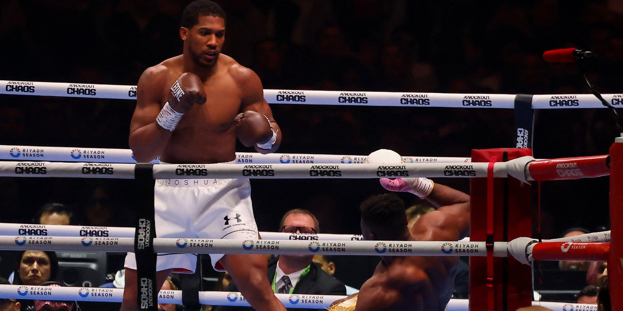 Anthony Joshua lors de son combat face à Francis Ngannou, le 9 mars 2024 à la Kingdom Arena de Riyadh (Arabie Saoudite).