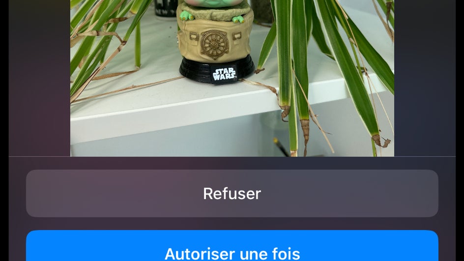 En prononçant la phrase "Dis Siri, Ouistiti", votre iPhone prendra automatiquement une photo. En prononçant la phrase "Dis Siri, Ouistiti", votre iPhone prendra automatiquement une photo.