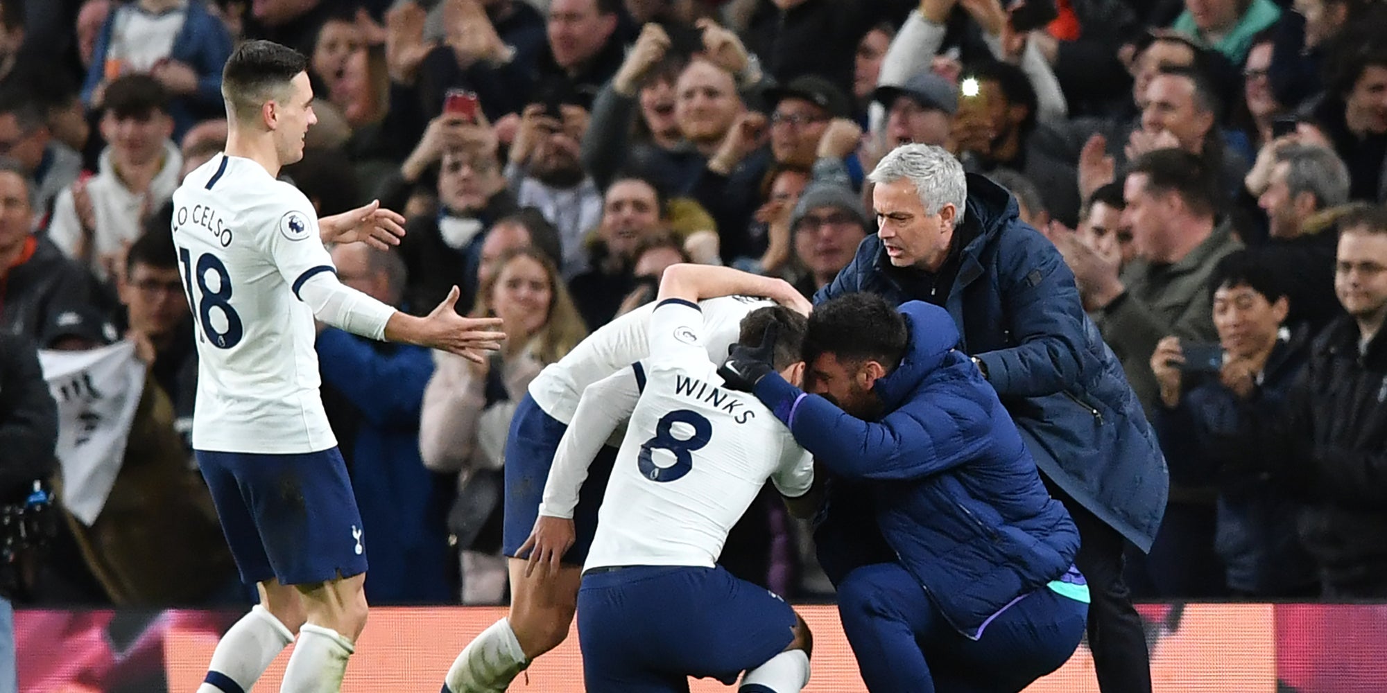 José Mourinho et les joueurs de Tottenham lors de la victoire 2-0 contre Manchester City, le 2 février 2020 à Londres
