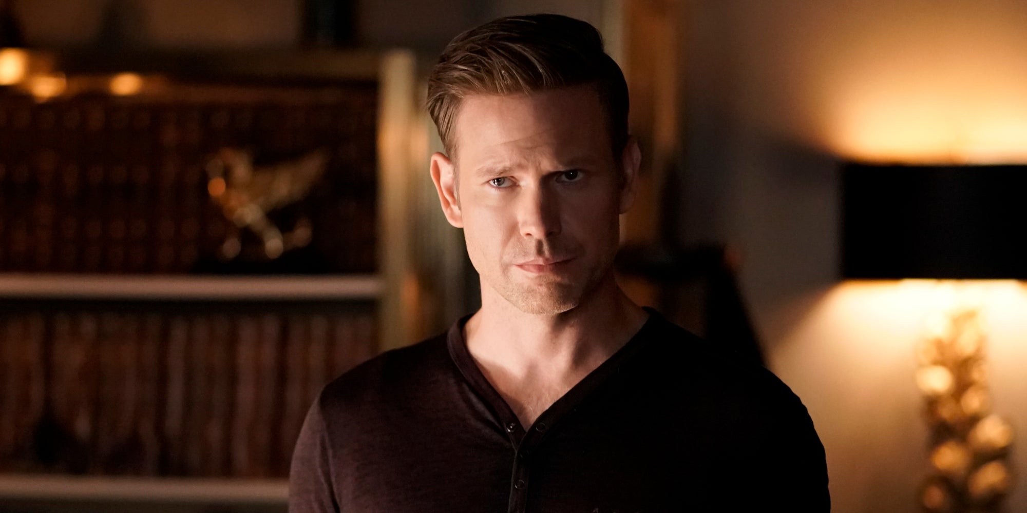 Matt Davis, alias Alaric Saltzman, dans le nouveau spin-off de "Vampire Diaries", "Legacies".
