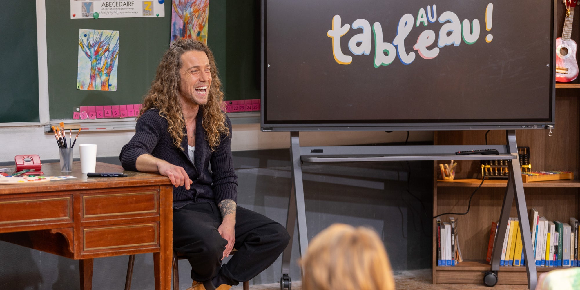 Découvrez si Julien Doré a bien appris sa leçon dans l'émission "Au Tableau !" diffusée sur Canal+. 