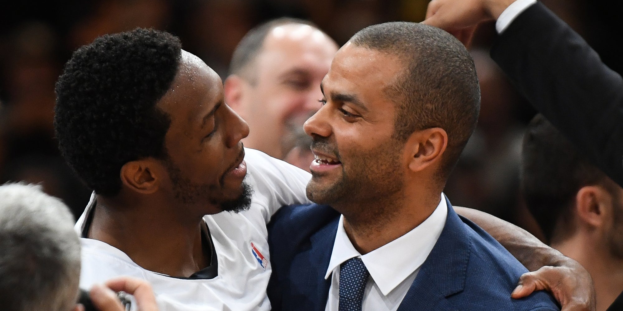 DeMarcus Nelson, désormais au Bayern Munich, et Tony Parker lors de la victoire de la Coupe de France de basketball le 11 mai 2019 à Paris