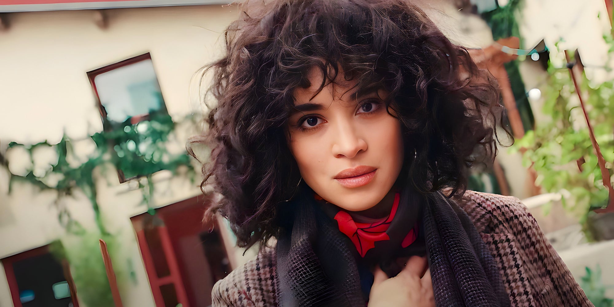 Camélia Jordana pourrait-elle reprendre le rôle d'Adèle pour une nouvelle saison d'Irrésistible ?