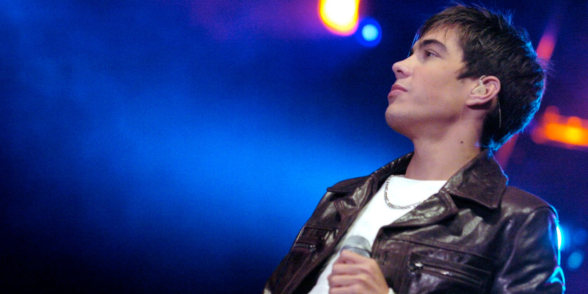 Grégory Lemarchal sur scène pour un concert NRJ, à Charleroi, le 17 Septembre 2005.