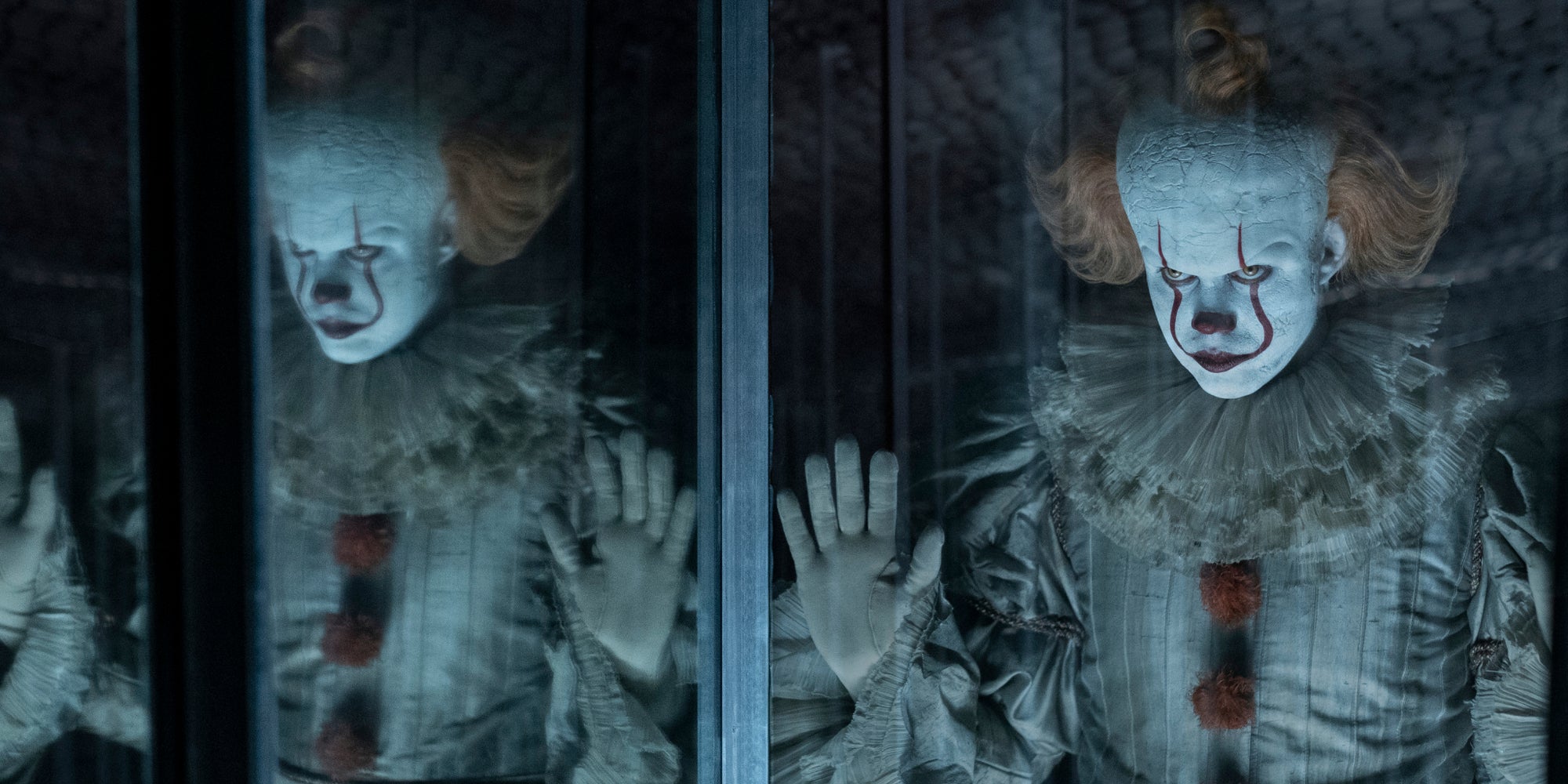 Bill Skarsgard revient semer la terreur dans son rôle de Pennywise, le clown de "Ça". 