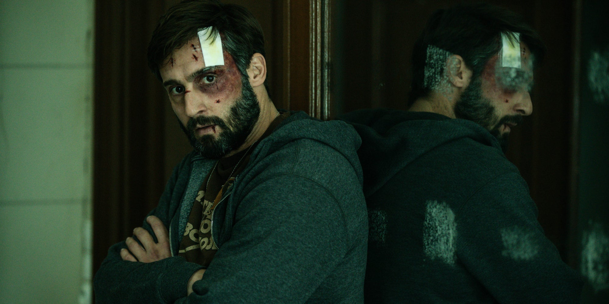 Guillaume Labbé se remet de ses blessures et tente de rassembler les pièces d'un puzzle compliqué dans "Trauma".