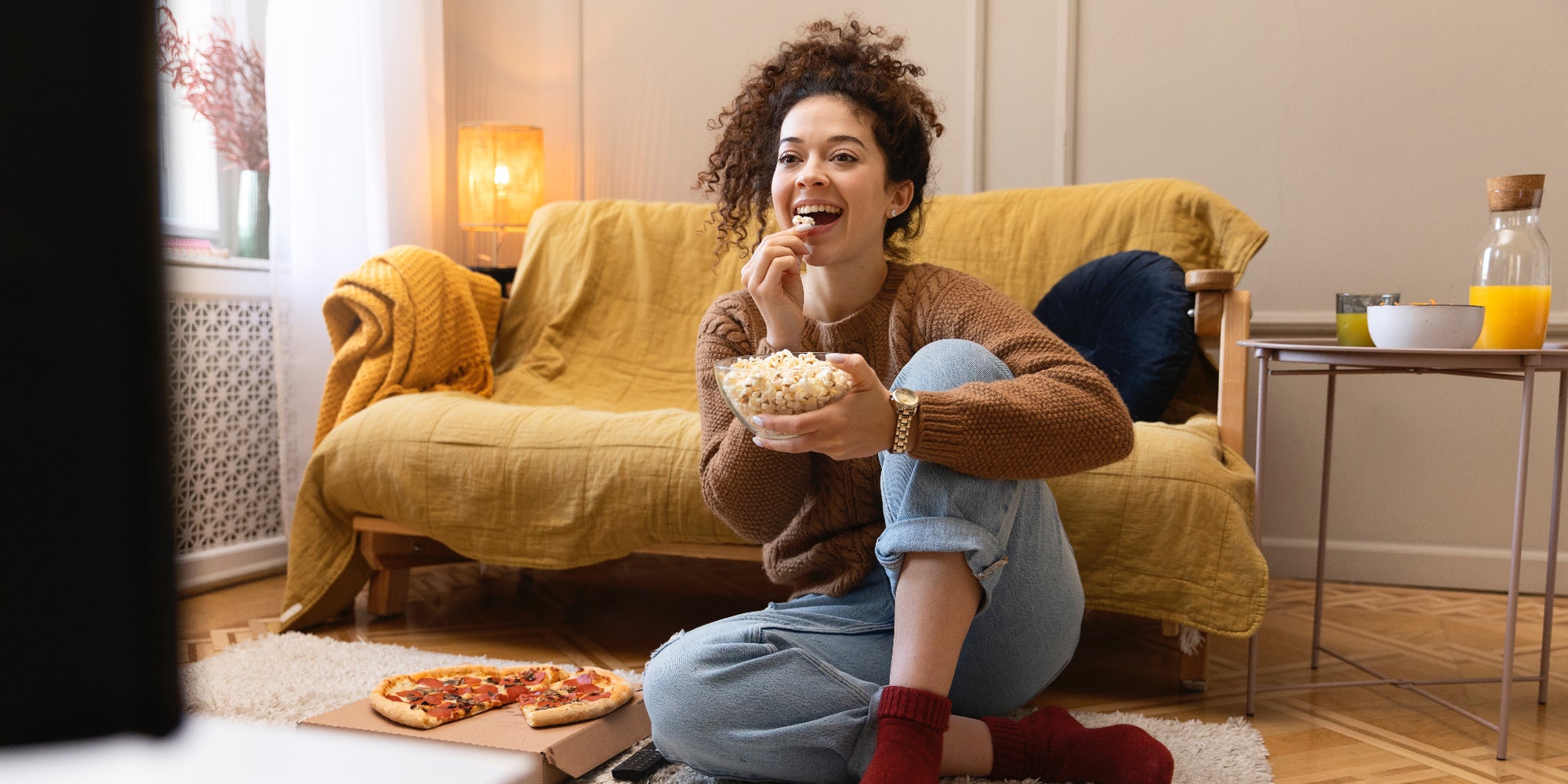 Faites chaque mois des économies sur une plateforme ou option TV avec la Box Power ou Premium de SFR !