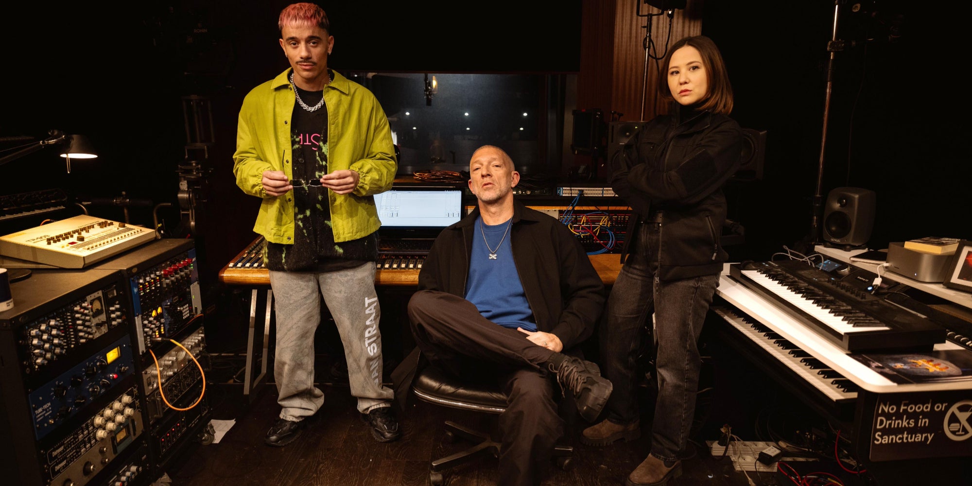 Mister V, Vincent Cassel et Laura Felpin dans ''Banger''.