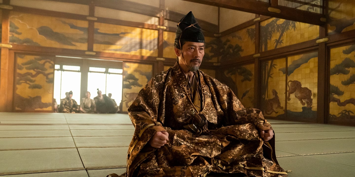 Yoshii Toranaga (Hiroyuki Sanada) dans la série ''Shōgun'', disponible dès maintenant sur Disney+.