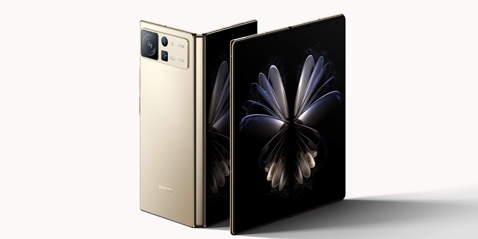 Après le Xiaomi Mix Fold 2, smartphone pliable réservé au marché chinois, Xiaomi pourrait sortir son premier smartphone à clapet dans quelques mois.
