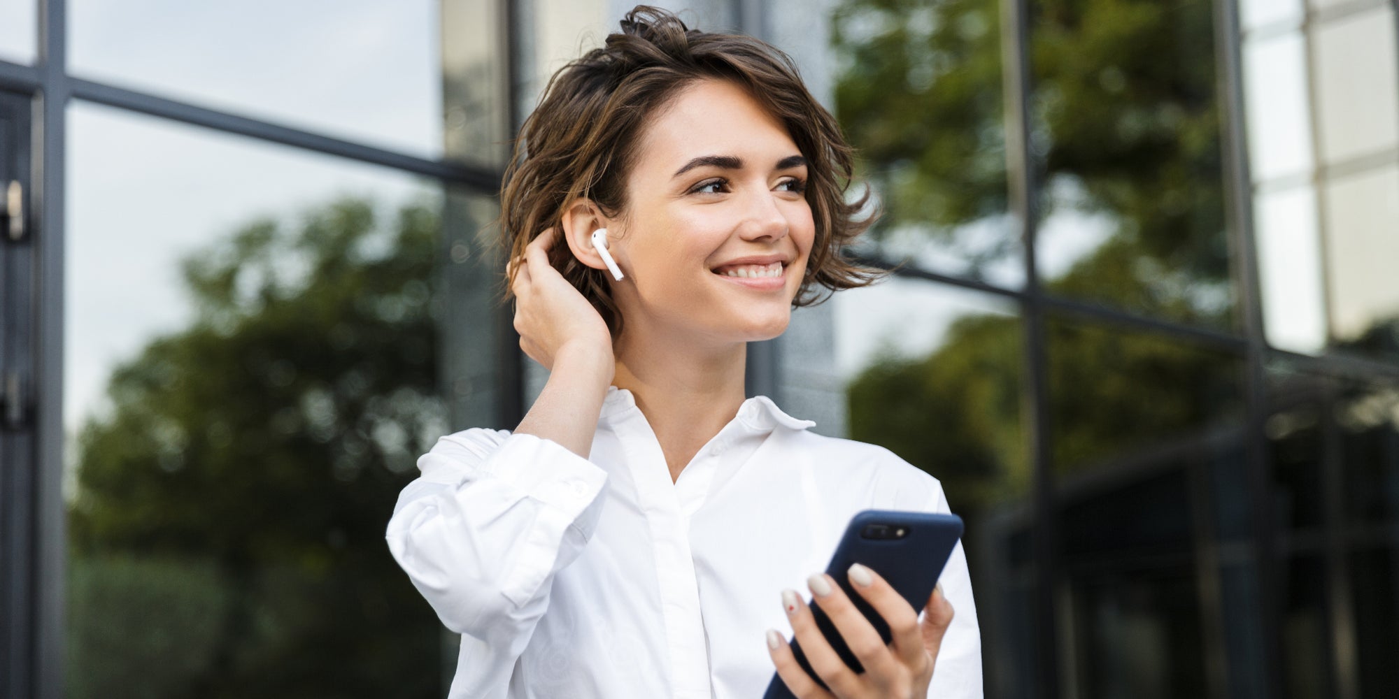 Xiaomi travaille sur un smartphone dans lequel il serait possible de ranger ses écouteurs sans fil.