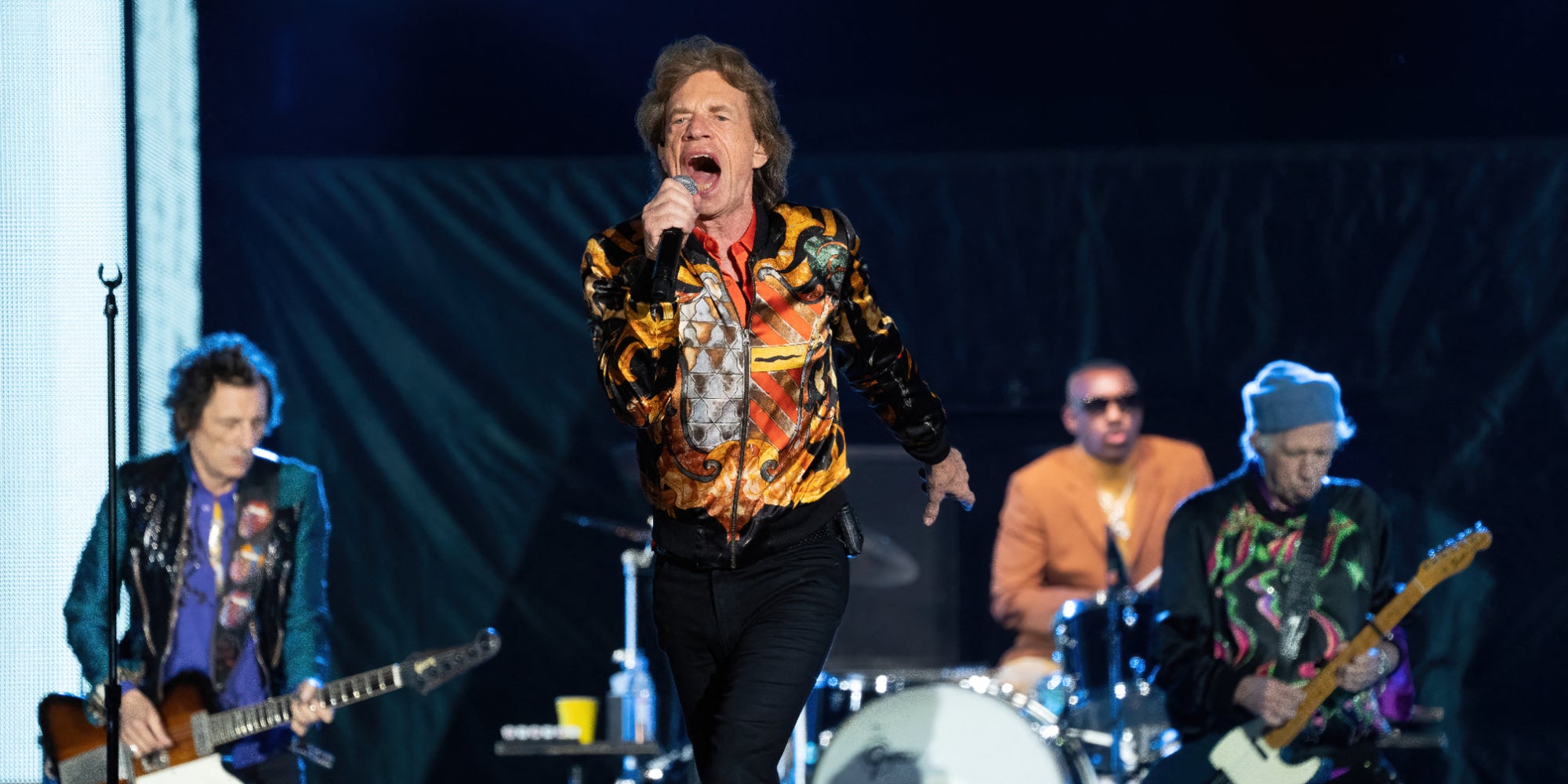 Ron Wood, Mick Jagger, Keith Richards et le batteur Steve Jordan, remplaçant feu Charlie Watts lors de la tournée "No Filter", à Austin (Texas), le 20 novembre 2021.
