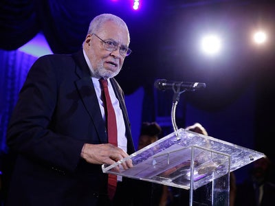 James Earl Jones est parti : retour sur les rôles marquants du doubleur de Dark Vador et Mufasa