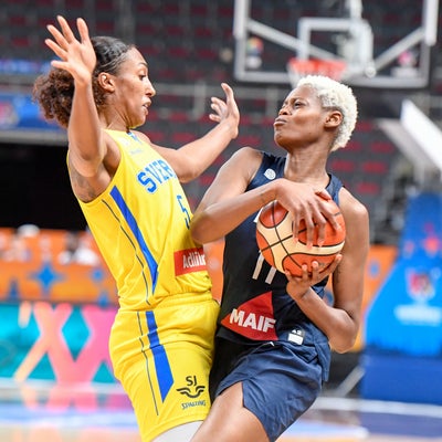Euro de basket féminin : la France file en quarts de finale
