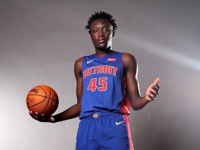 NBA : Sekou Doumbouya, le Français de 19 ans qui fait parler de lui