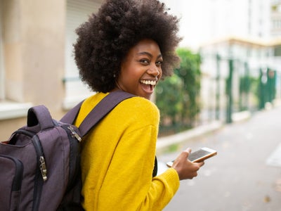 SFR n°1 sur l'Internet mobile en 2024 selon nPerf