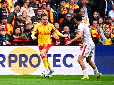 Ligue 1 : le programme de la 30e journée, avec PSG - Lyon et Lens - Toulouse