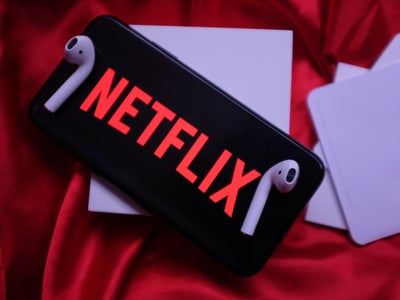 Netflix se prépare à l'audio spatial des AirPods Pro et AirPods Max