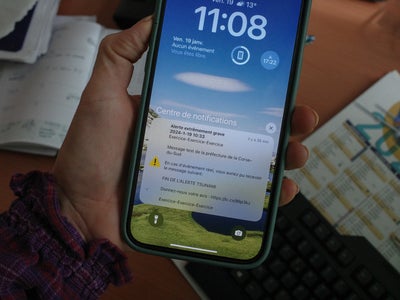 Alerte d'urgence : comment activer les notifications sur son smartphone ?
