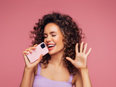 Deezer : chantez ou fredonnez pour retrouver une chanson