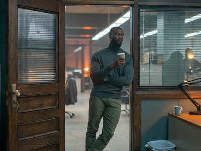 Cross : la série Prime Video aura-t-elle droit à une saison 2 ?