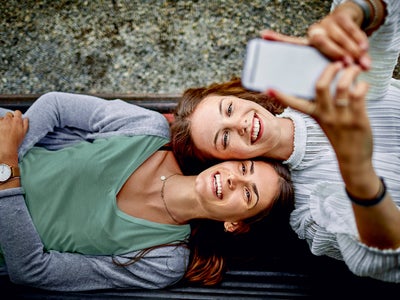 Promos de l'été : pluie de smartphones à 1 euro chez SFR