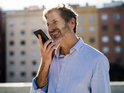 Comment créer un message spécifique pour un contact avec SFR Répondeur+ ?