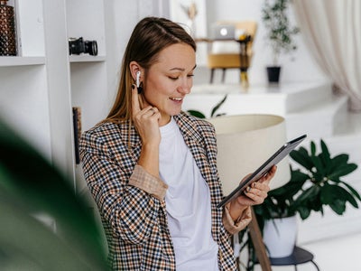 Google déploie la traduction instantanée sur tous les écouteurs Apple